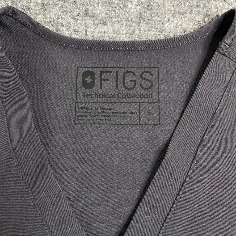 Figs Scrub Top Womens Size Small Technical Collection Front Pocket Gray - Picture 3 of 6